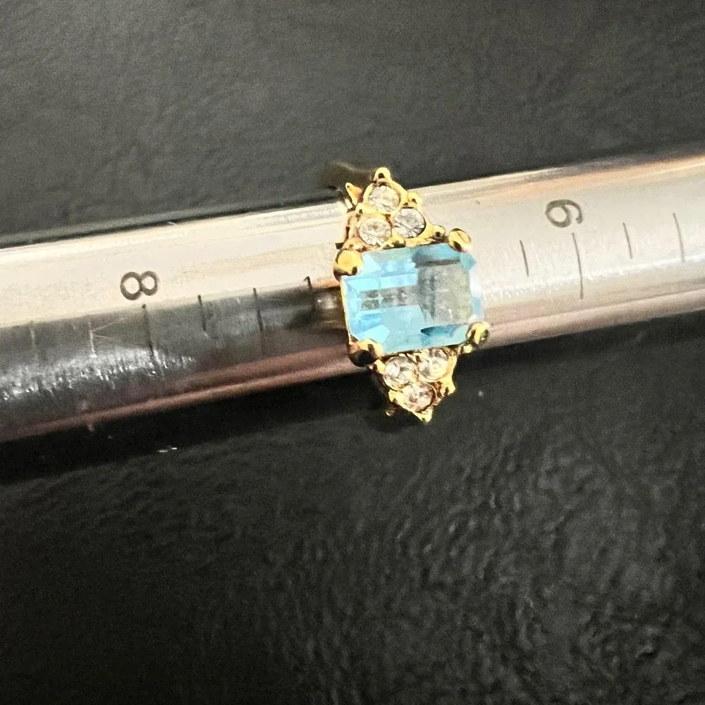 Vintage Gold Tone Emerald Cut Light Blue Stone Cocktail Ring Size 7 Regency 90s